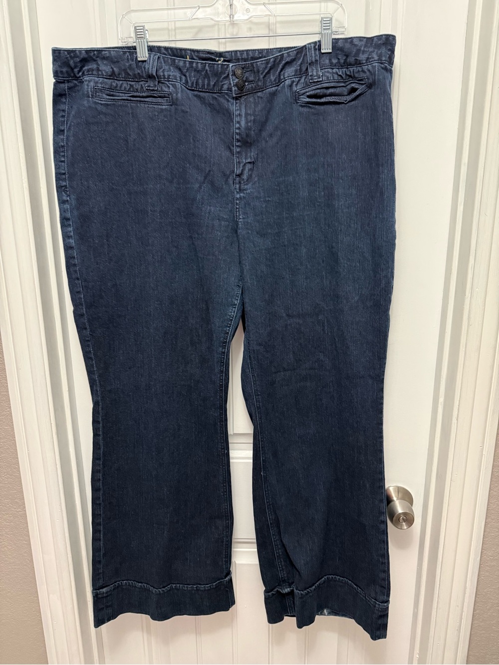 American Rag Cie Jeans Womens 24W  Denim Stretch Curvy Boot Cut (48-3)